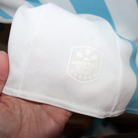 3/$77❤️Adidas ARGENTINA 2015-16 home shirt Kids Youth Boys US Large UK 13-14Y - Picture 8 of 11